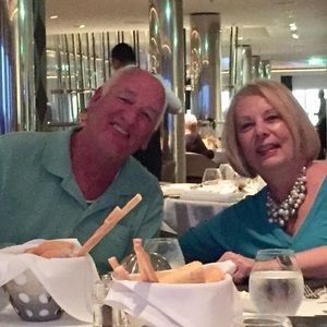 Meet your Posher, Sharon